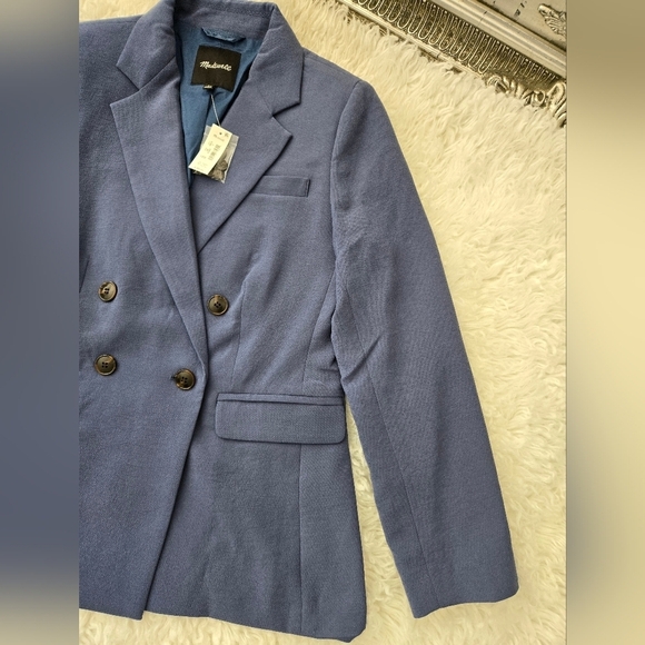 Madewell The Rosedale Blazer in Crepe. COLOR: Nighttime Size 6. New.Crafted of - Picture 4 of 10